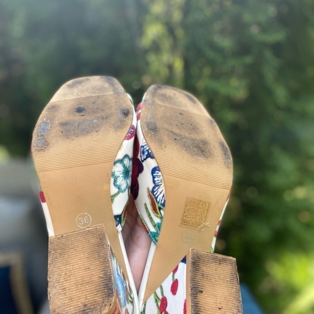 She & In Colorful Open Toe Slides - Picture 4 of 10